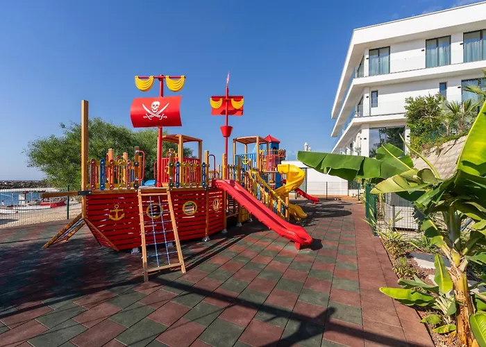 Hotel Blue Sea Karpasia 5*