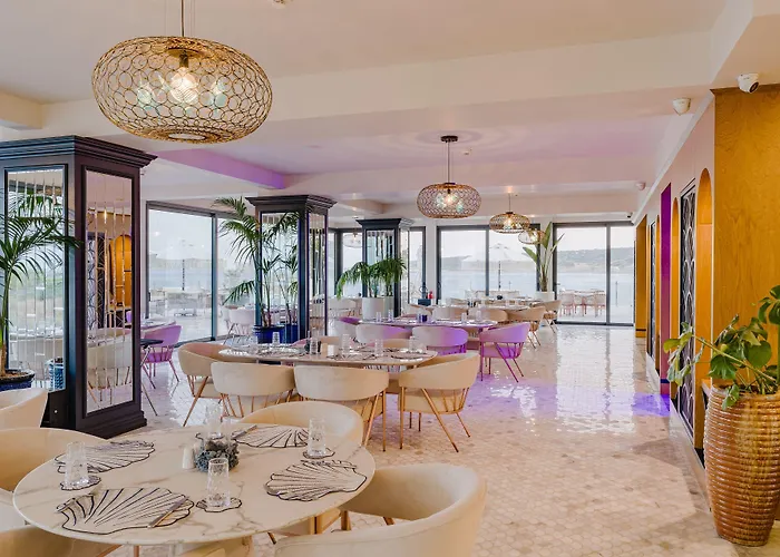 Blue Sea Karpasia Hotell 5*